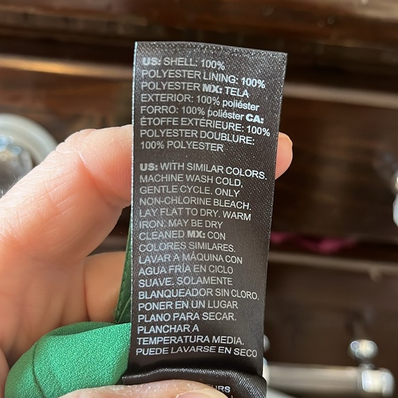 White House Black Market Kelly Green dress - Picture 7 of 7